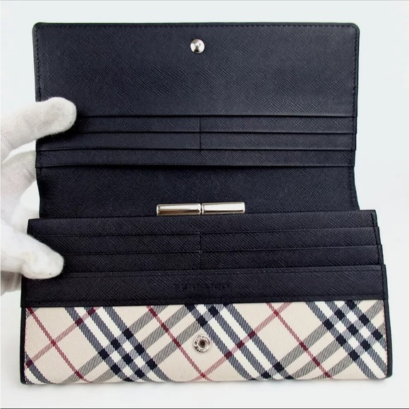 Authentic BURBERRY Nova Check purse Nylon jacquard/leather - Picture 3 of 13